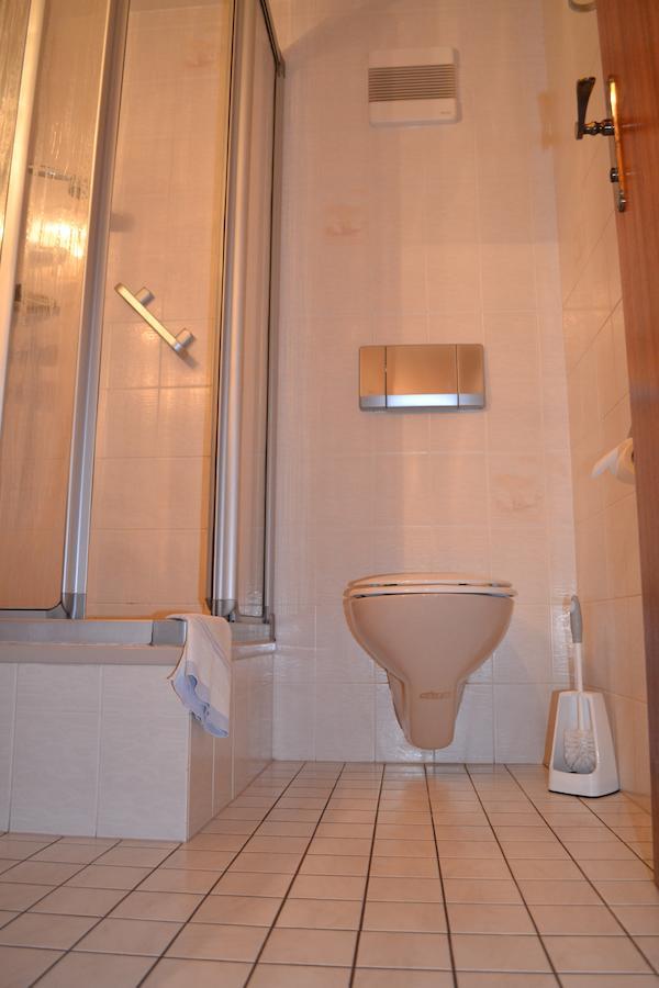 Hotel Weisser Hirsch Schwarzburg Bilik gambar